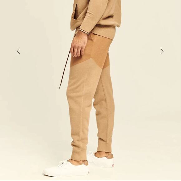 Ser.O.Ya Retrofete NWT Size Small Mens Two Toned Sandra Jogger in Camel - Picture 4 of 8